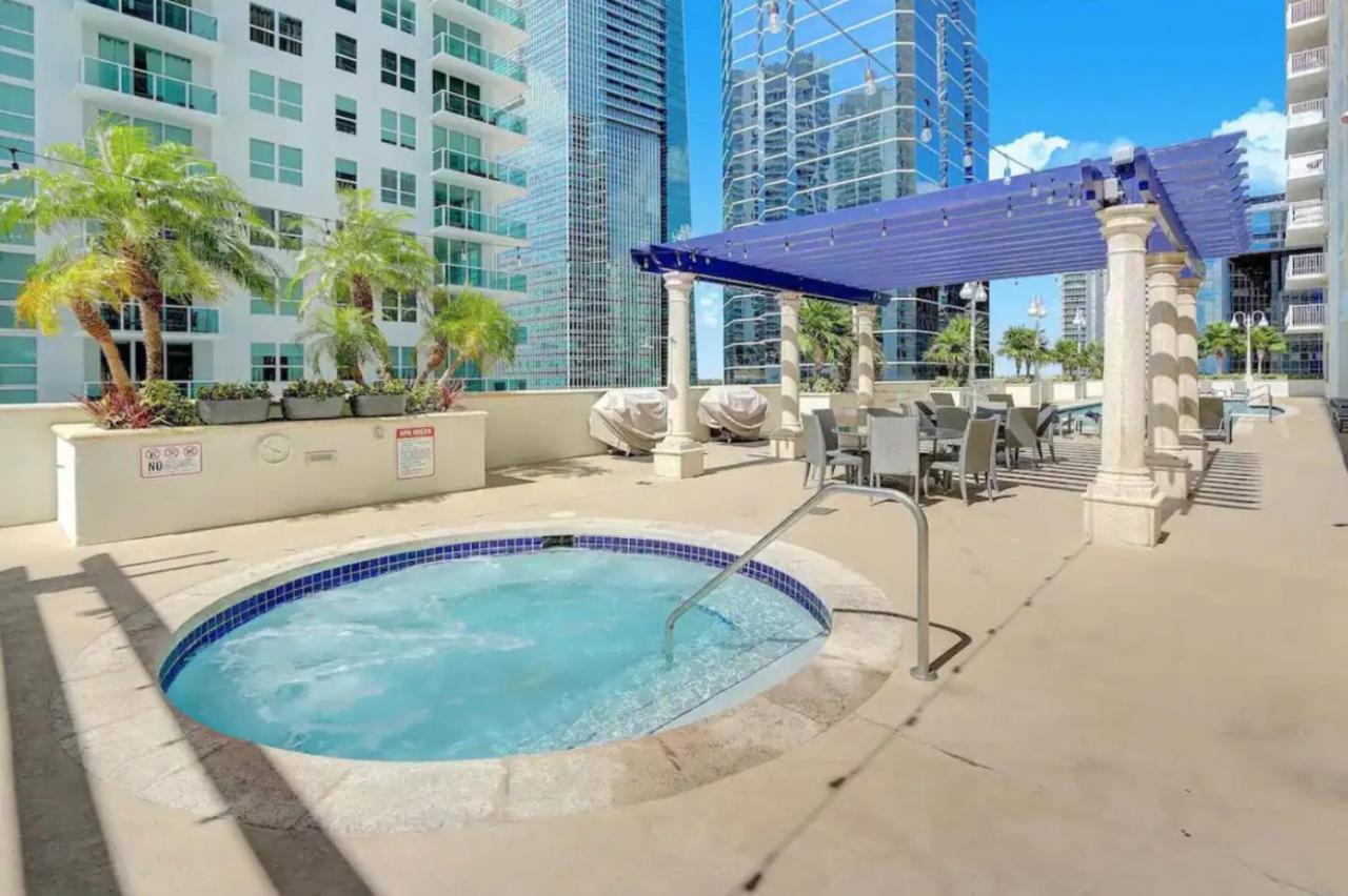 Modern 1 Bed In The Heart Of Brickell With Free Parking Διαμέρισμα Μαϊάμι Εξωτερικό φωτογραφία