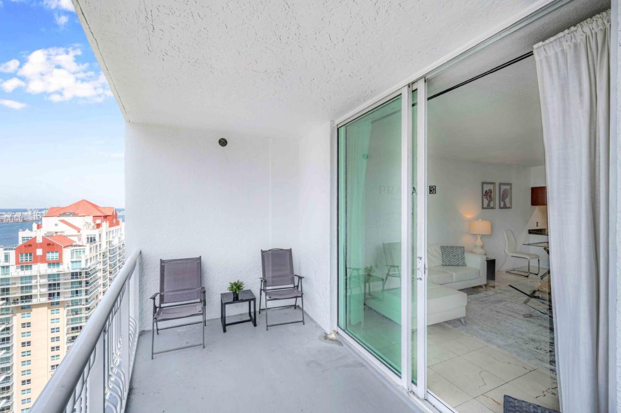 Modern 1 Bed In The Heart Of Brickell With Free Parking Διαμέρισμα Μαϊάμι Εξωτερικό φωτογραφία