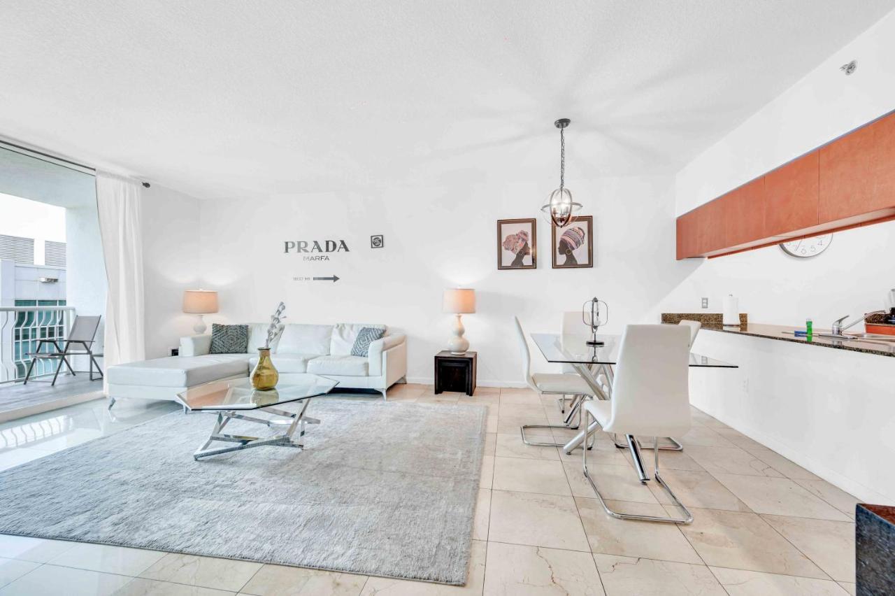 Modern 1 Bed In The Heart Of Brickell With Free Parking Διαμέρισμα Μαϊάμι Εξωτερικό φωτογραφία